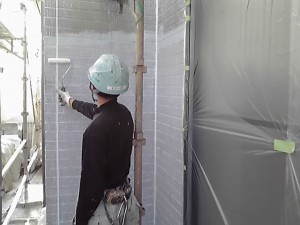 外壁塗装に入りました(^^ゞ