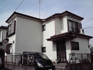 現調、色決め、本見積り作成、塗伝士会議。